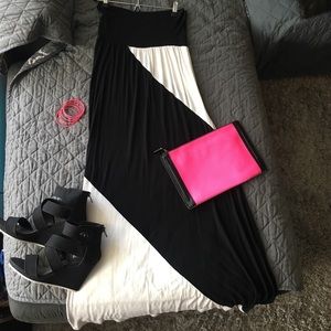 EUC Mallory strapless black & white maxi dress